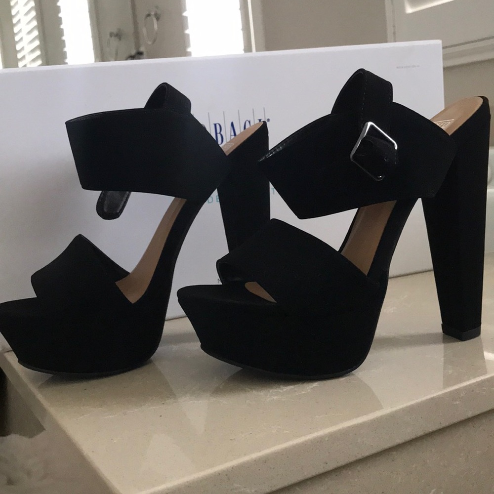 Platform heels size 7